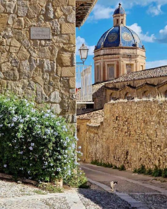 Casa Al Plumbago Villa Termini Imerese Kültér fotó